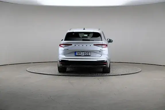 Skoda Enyaq 2023 photo 5