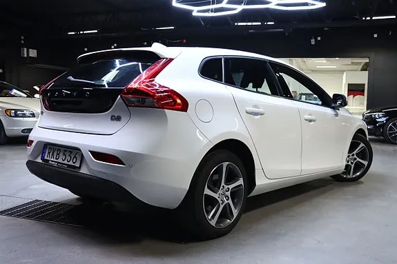 Volvo V40 2017 photo 4