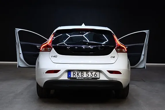Volvo V40 2017 photo 5