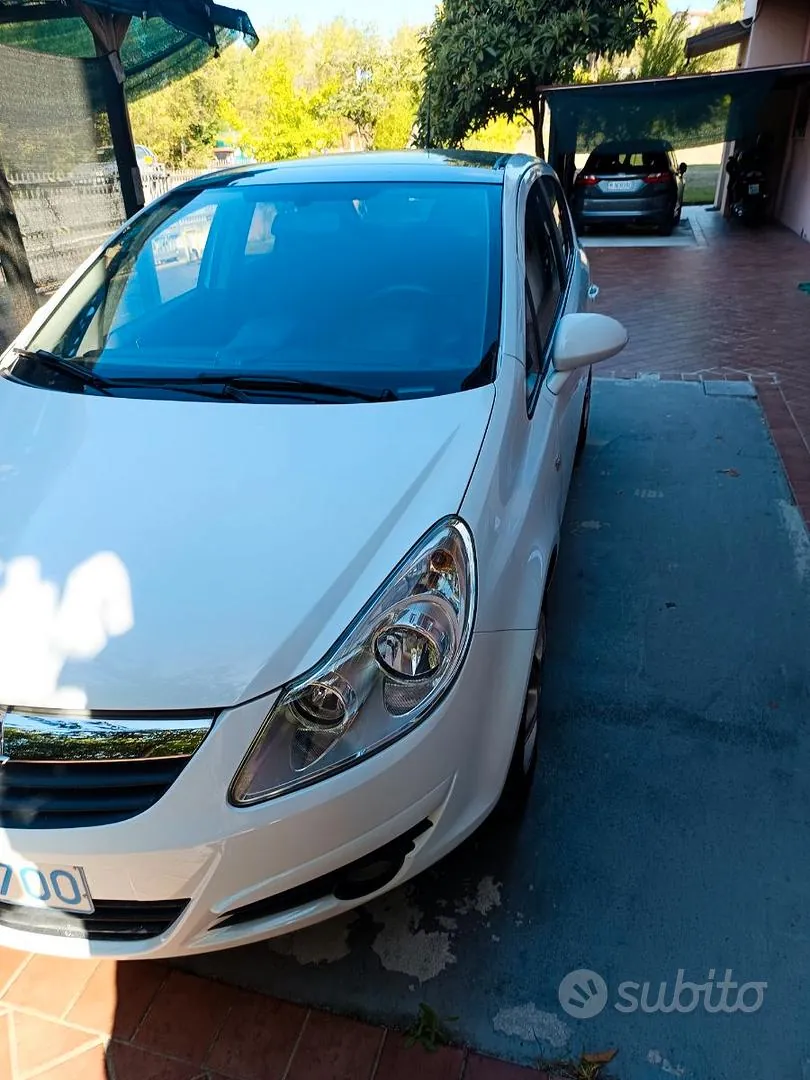 Opel Corsa 2008 photo 2