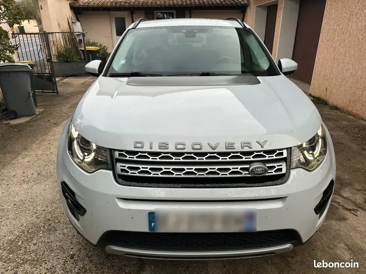 Land Rover Discovery Sport 2017 photo 4