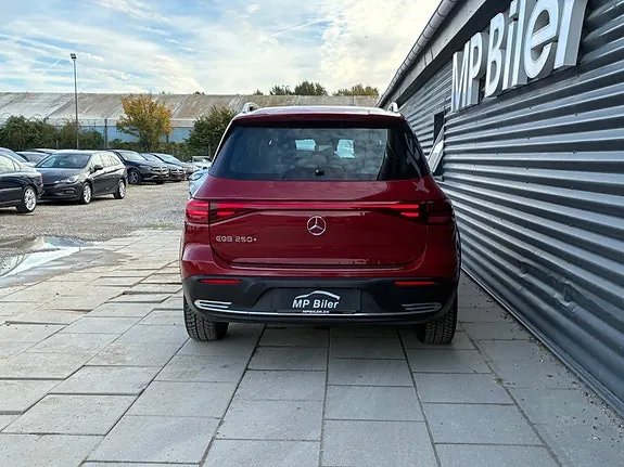 Mercedes-Benz Eqb250+ 2025 photo 4