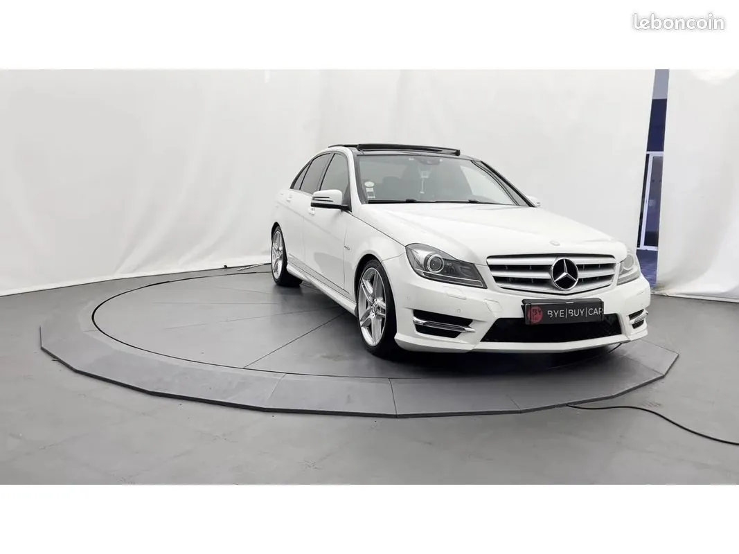 Mercedes-Benz C-Class 2013 photo 2