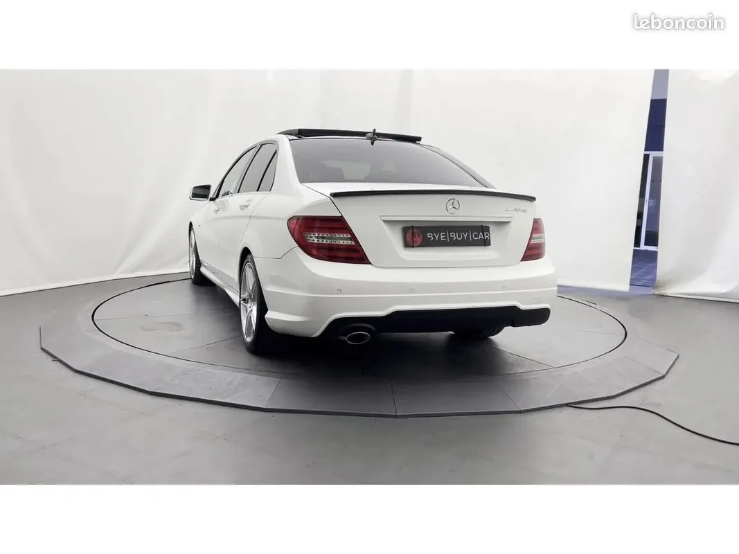 Mercedes-Benz C-Class 2013 photo 4