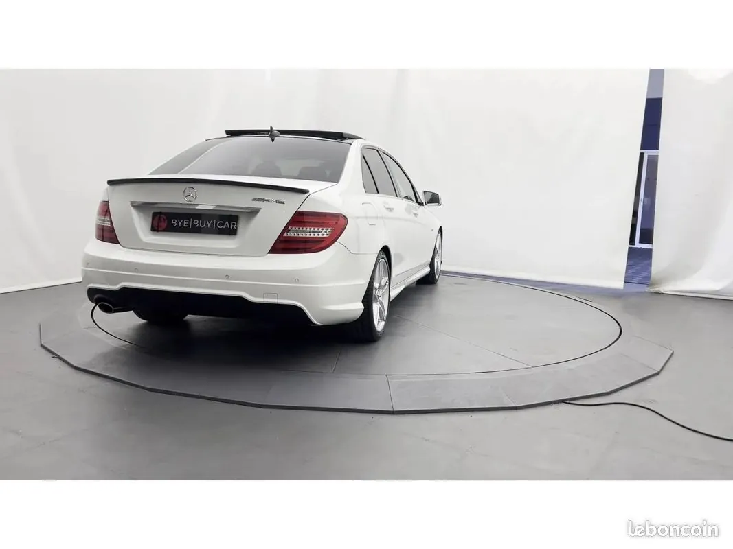 Mercedes-Benz C-Class 2013 photo 3