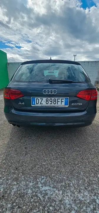 Audi A4 Avant 2010 photo 4