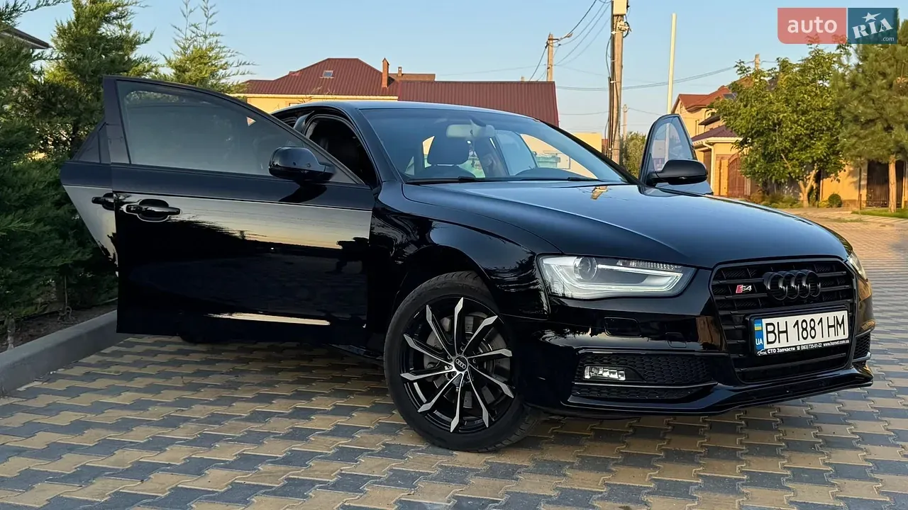 Audi A4 2015 photo 4