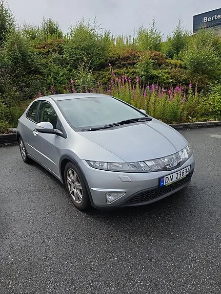 Honda Civic 2008 photo 2