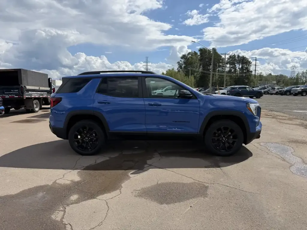 GMC Terrain 2027 photo 4