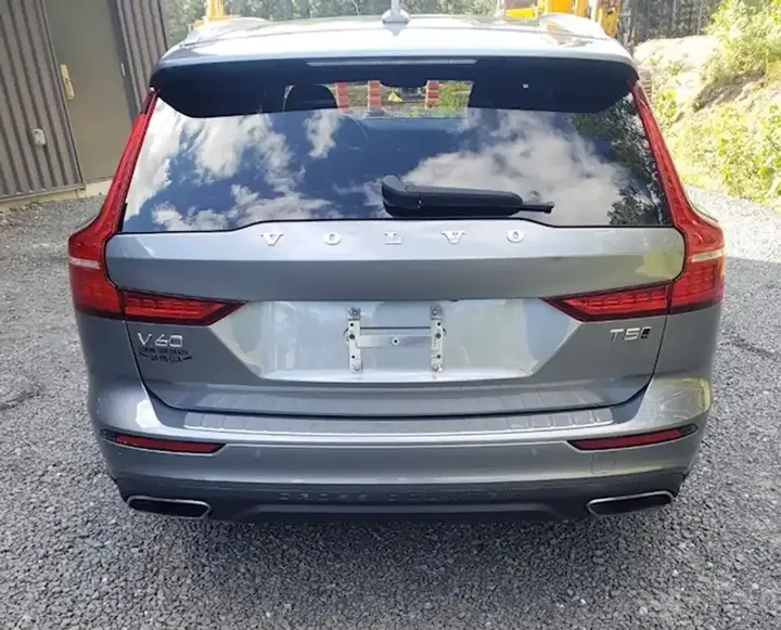 Volvo V60 Cross Country 2019 photo 4