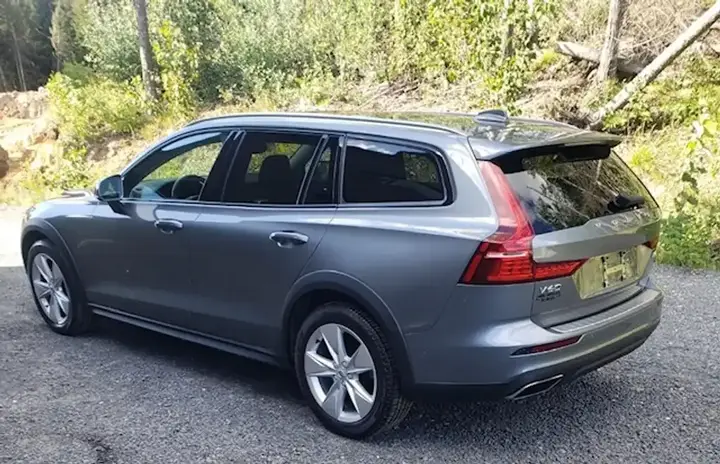 Volvo V60 Cross Country 2019 photo 3