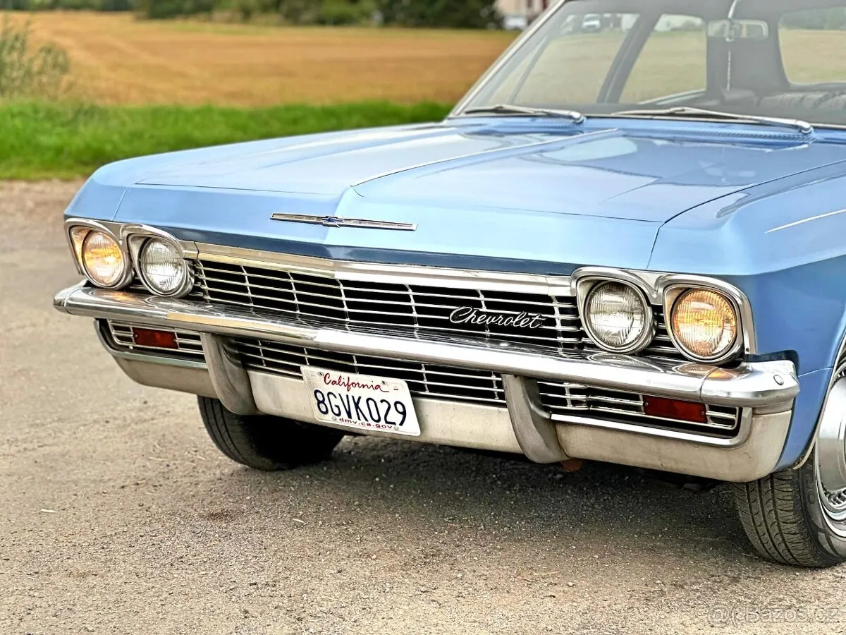 Chevrolet Impala 1965 photo 3