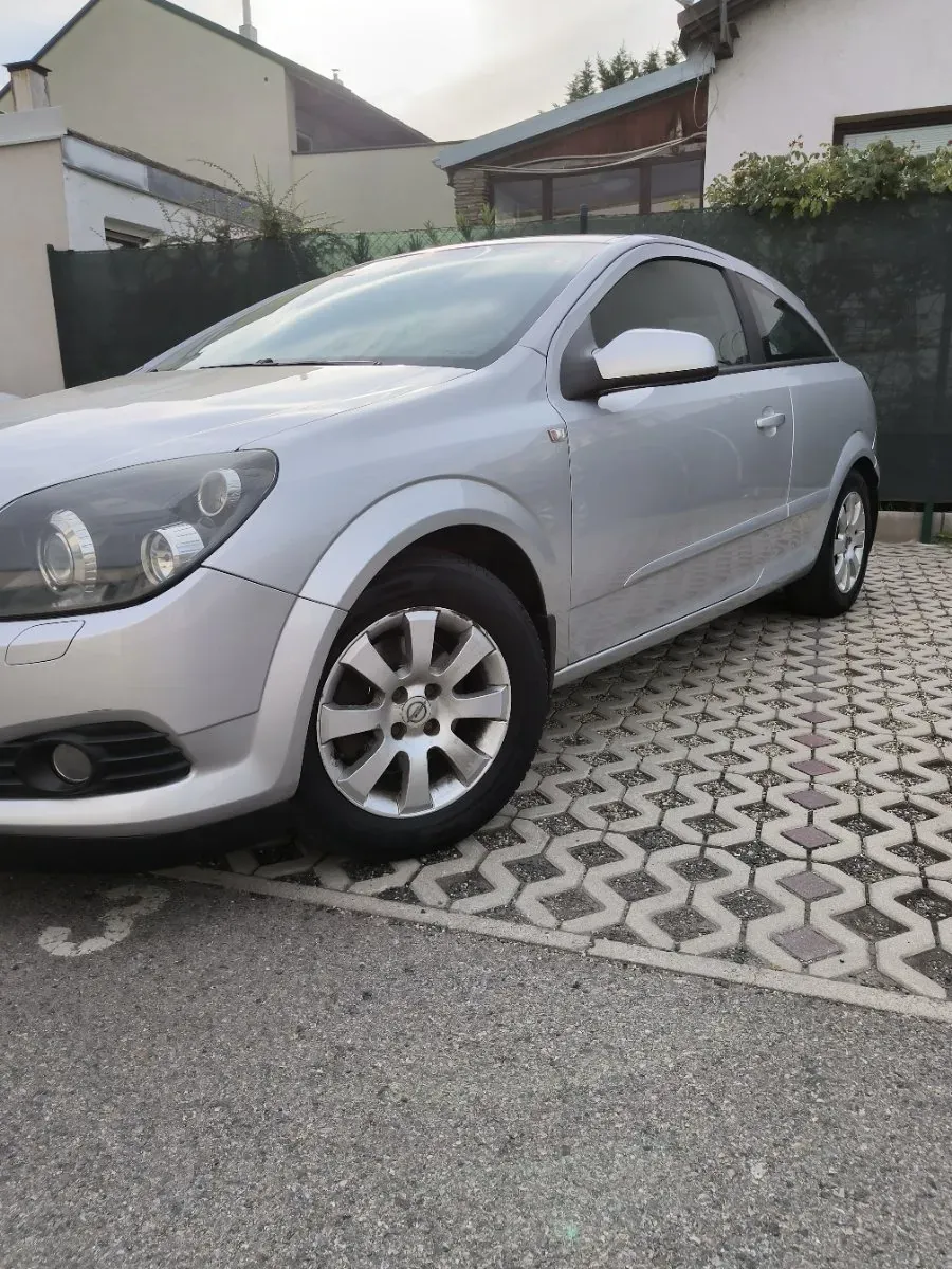 Opel Astra 2005 photo 3