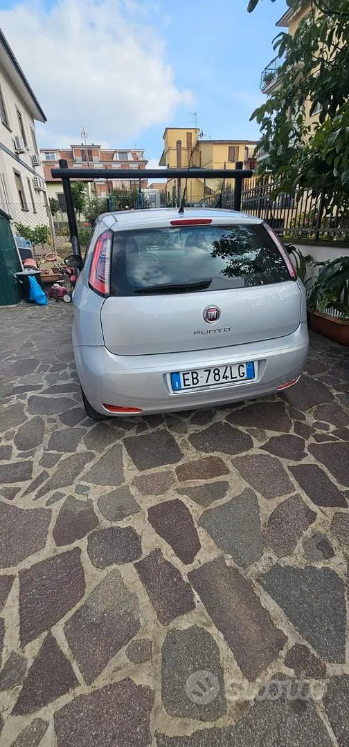 Fiat Punto Evo 2012 photo 2