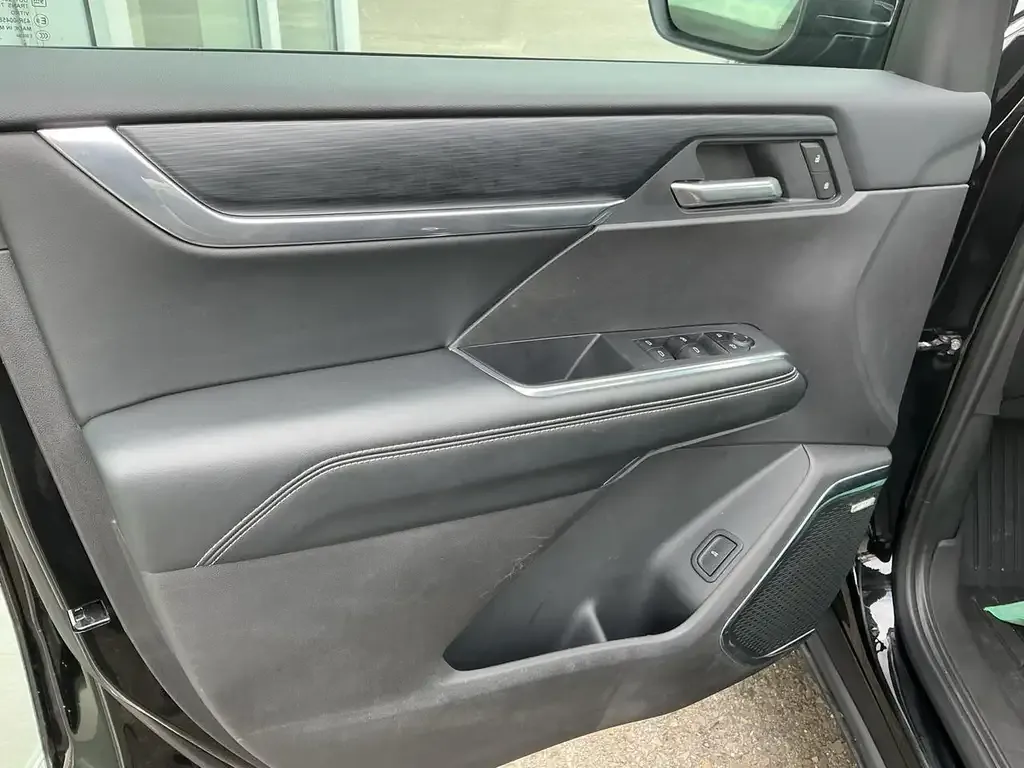 GMC Acadia 2025 photo 3
