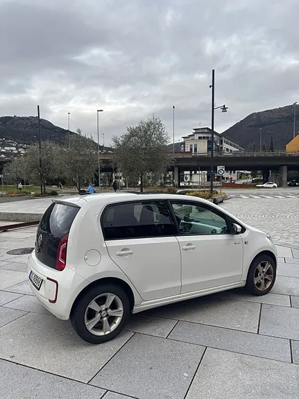 Volkswagen E-Up! 2014 photo 5