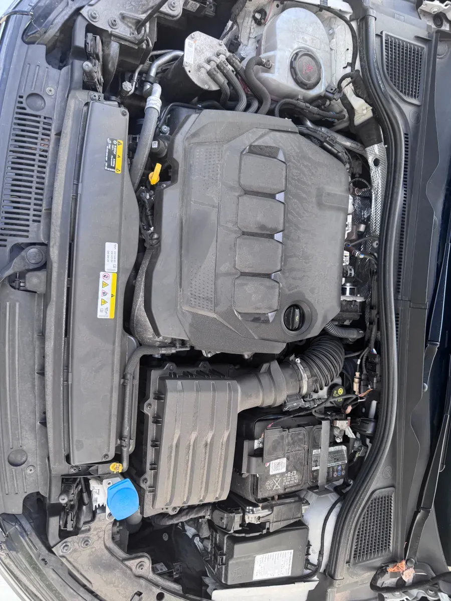 Volkswagen Golf 2022 photo 3