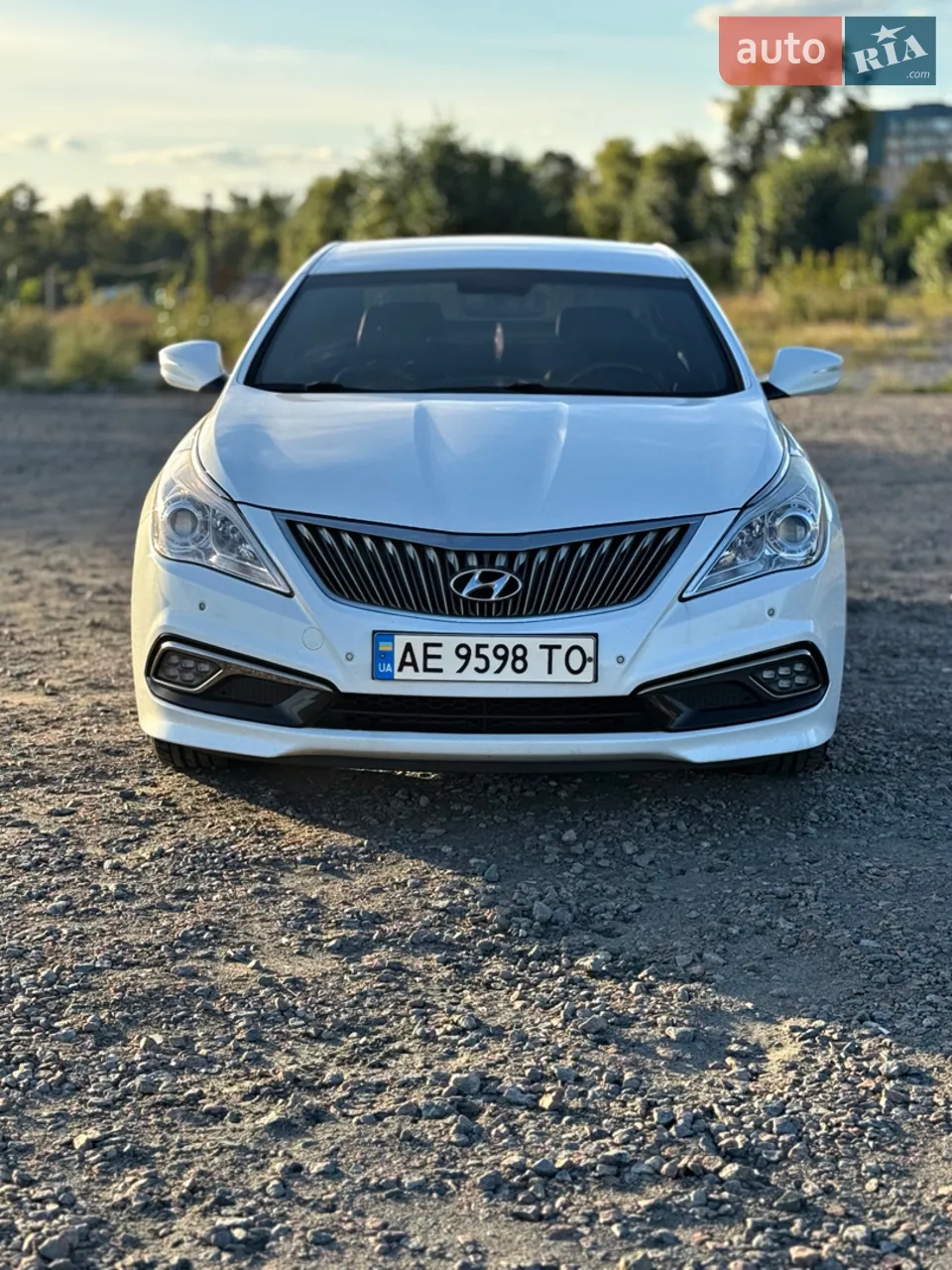 Hyundai Grandeur 2014 photo 2