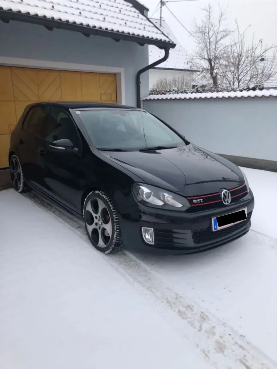 Volkswagen Golf 2012 photo 3
