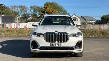 BMW X7 2020 photo 2