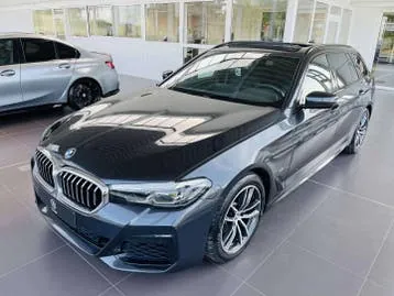 BMW 5 Serie 520 2023 photo 2