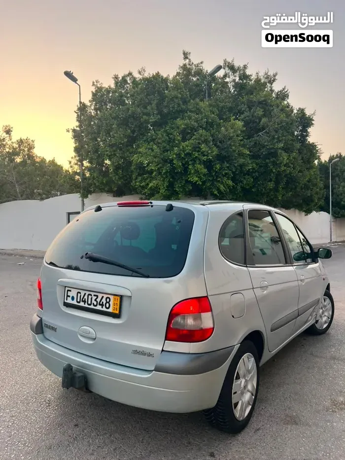 Renault Scenic 2002 photo 3