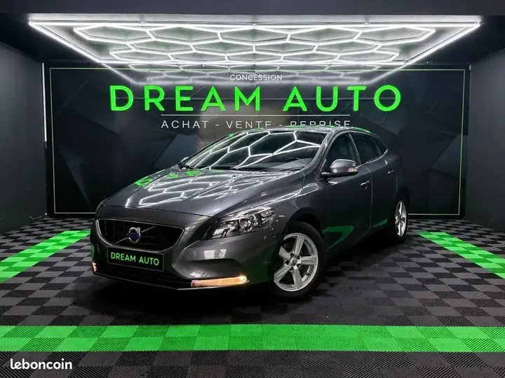 Volvo V40