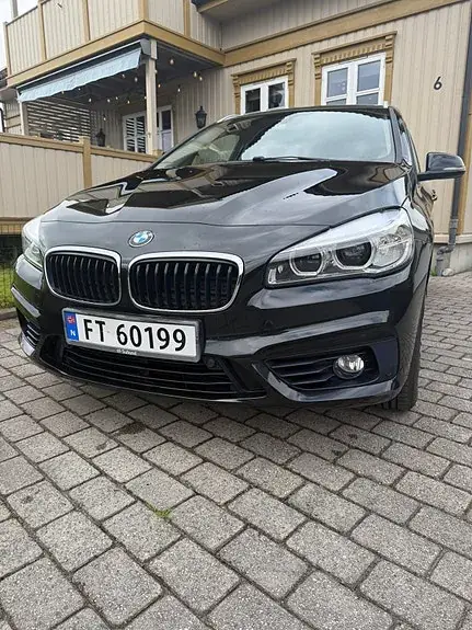 BMW 225Xe