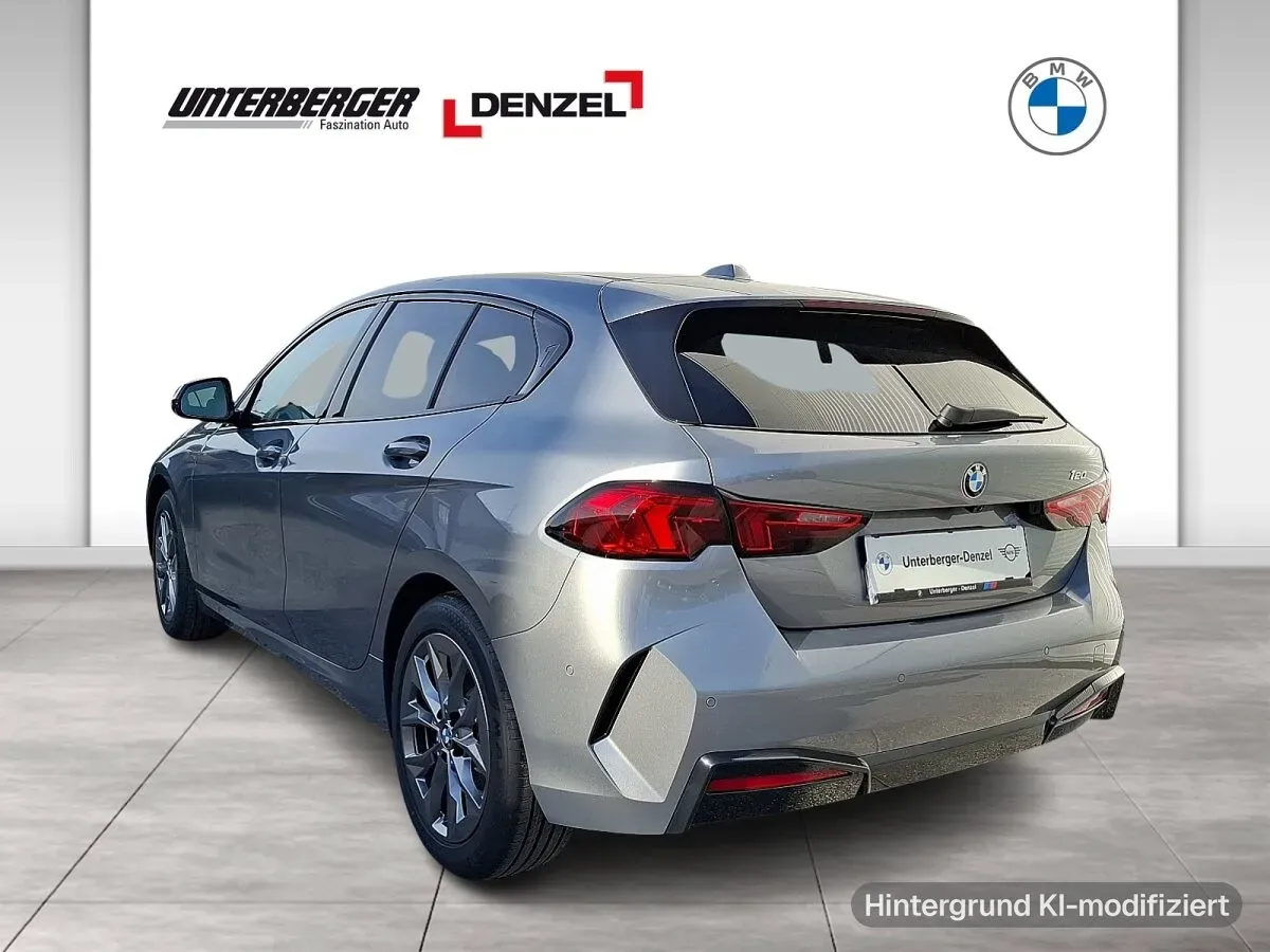 BMW 1 Series 2026 photo 3