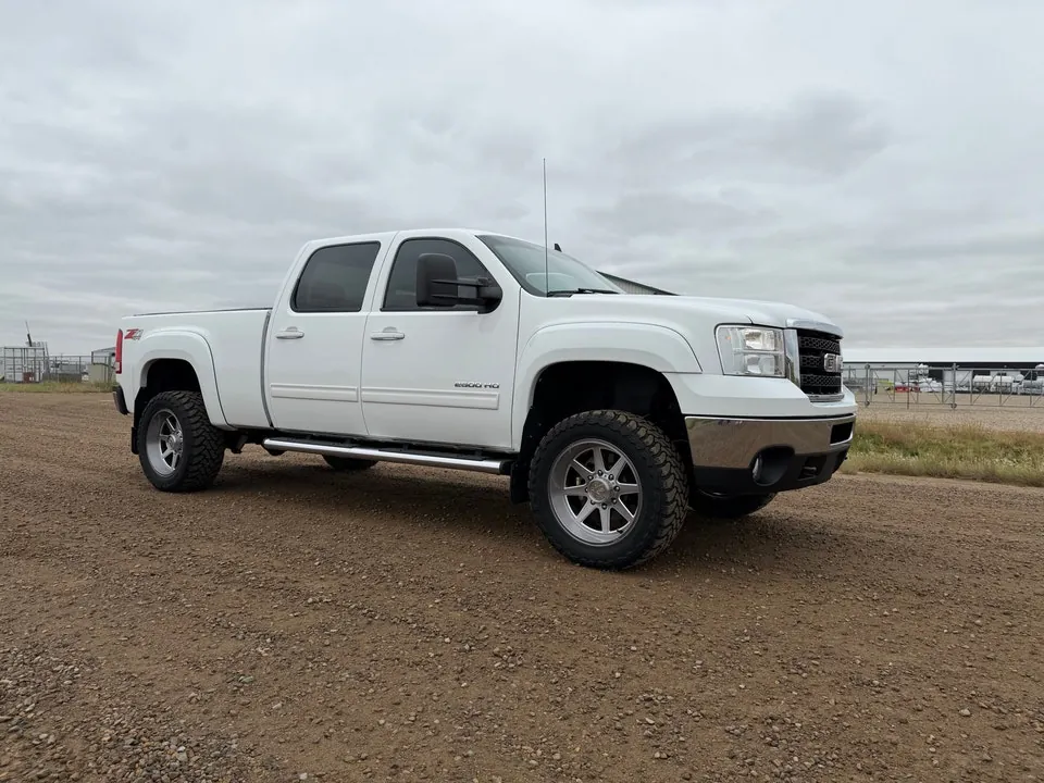GMC 2500Hd Slt 2011 photo 2