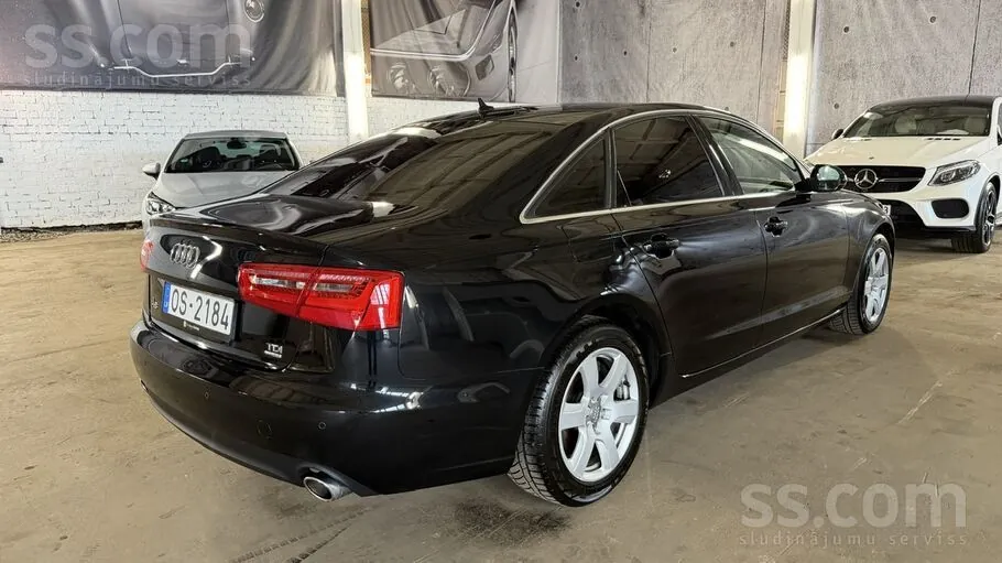 Audi A6 2012 photo 2