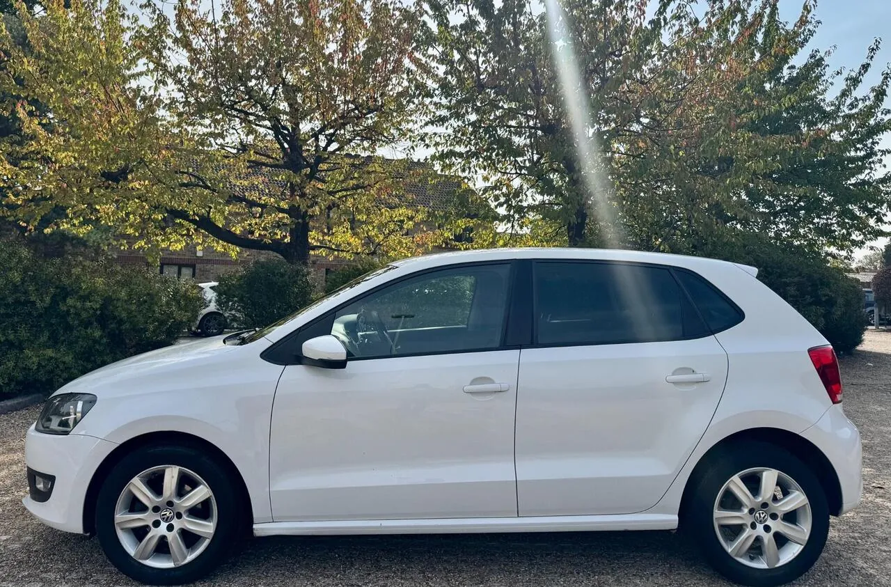 Volkswagen Polo 2012 photo 4