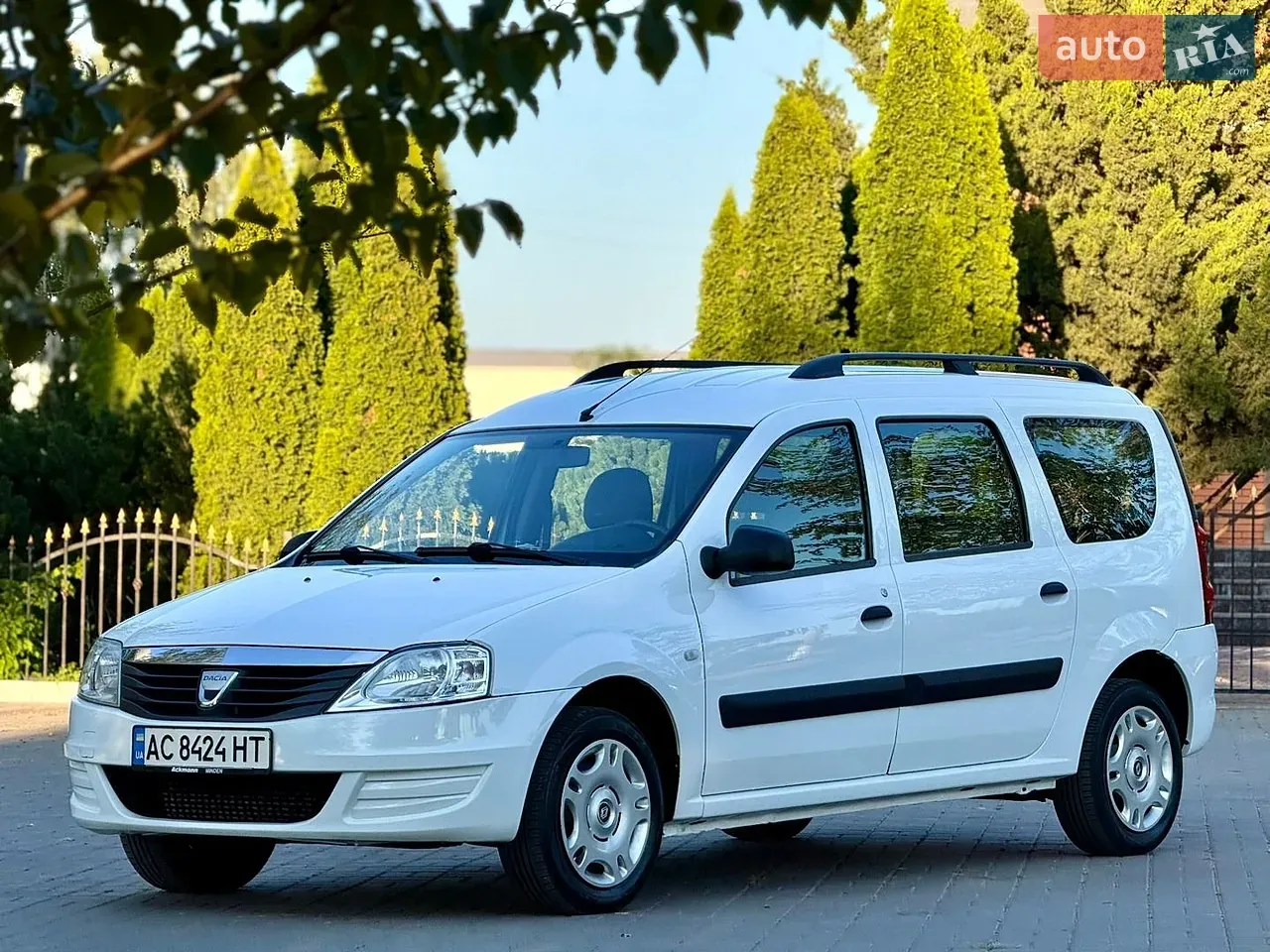 Dacia Logan 2009 photo 4
