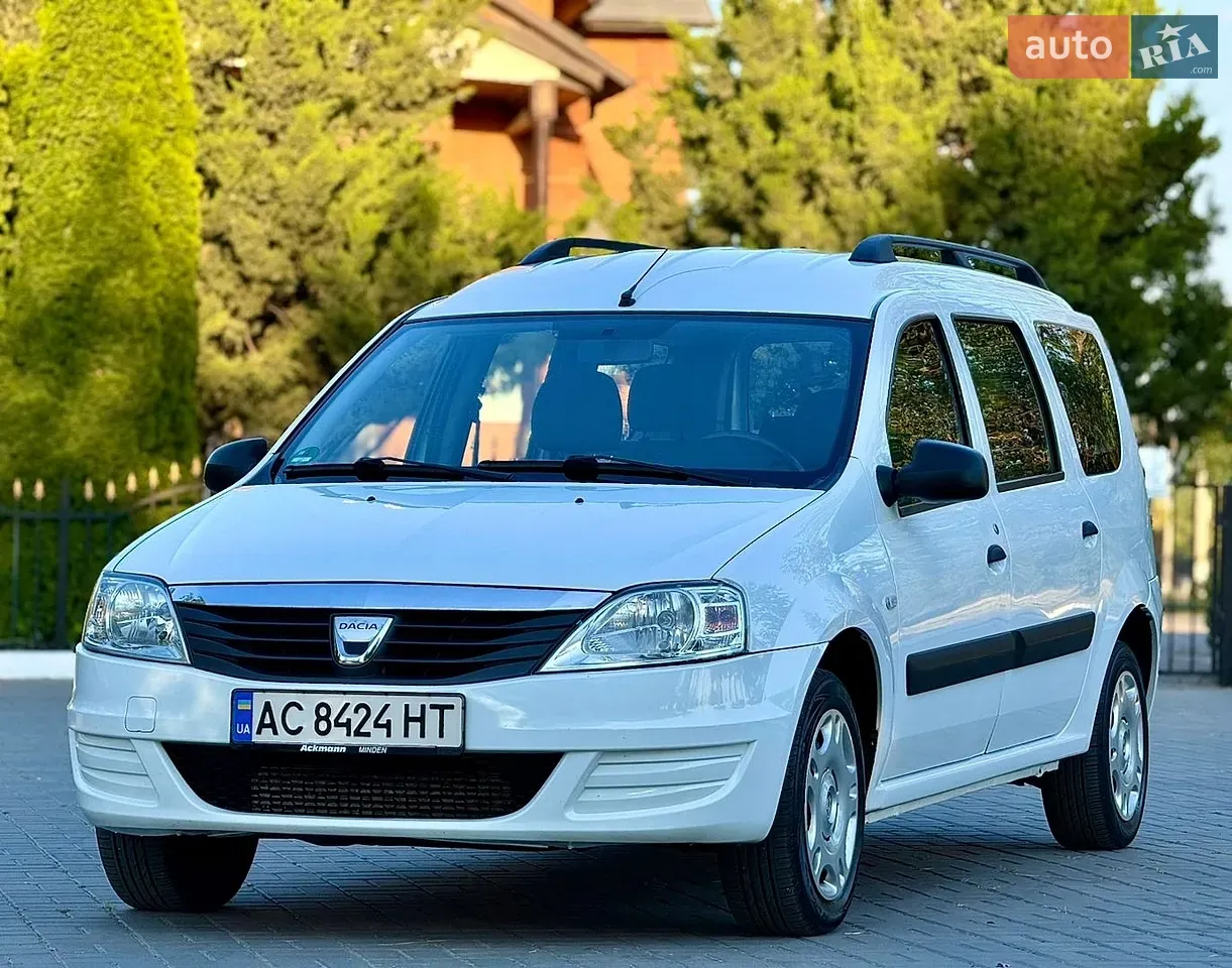 Dacia Logan 2009 photo 2