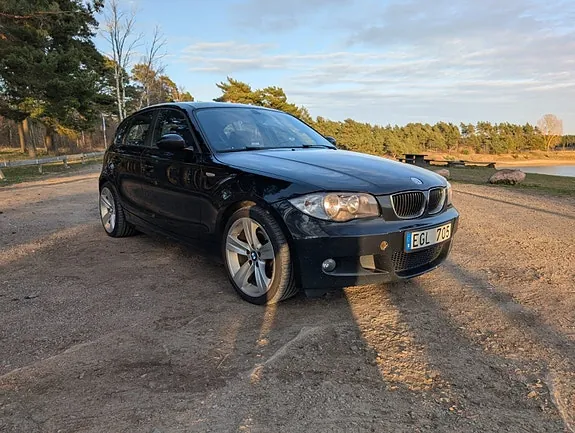 BMW 120D 2010 photo 2