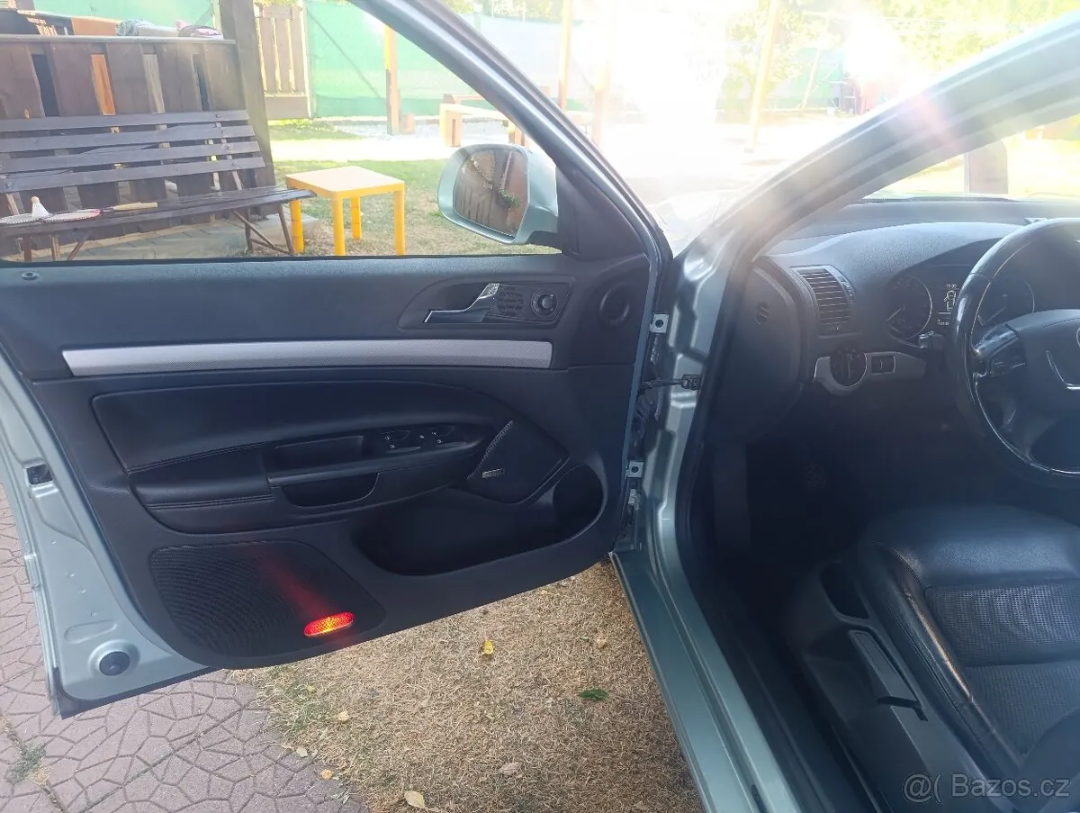 Skoda Octavia 2010 photo 5