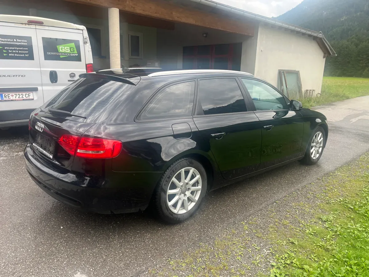 Audi A4 2014 photo 3