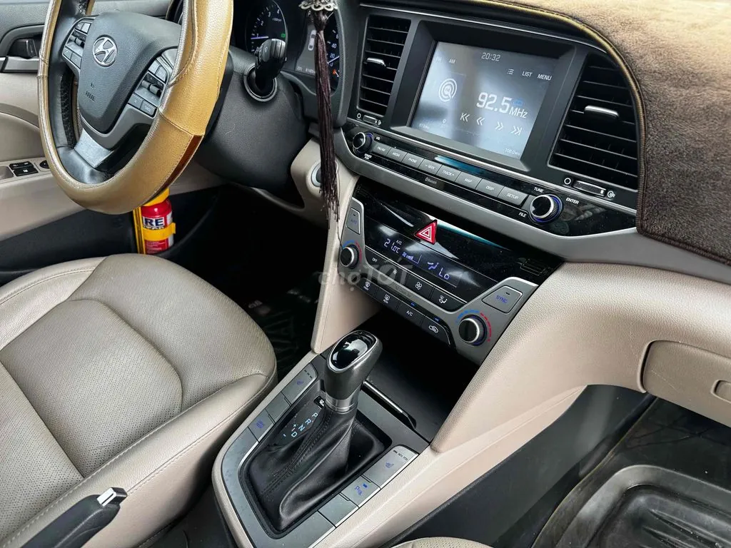 Hyundai Elantra 2018 photo 5