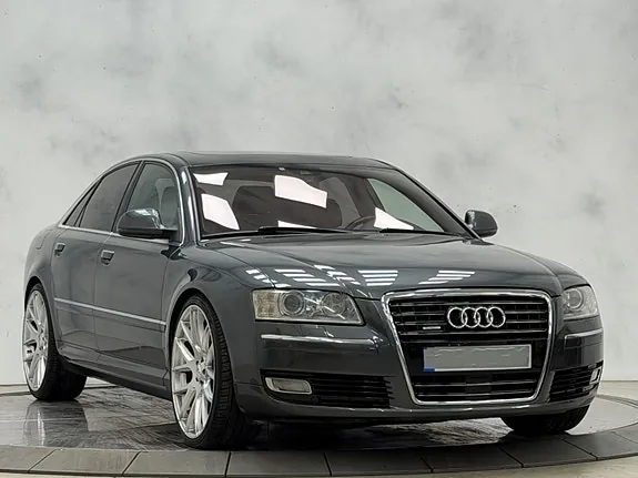 Audi A8 2008 photo 4