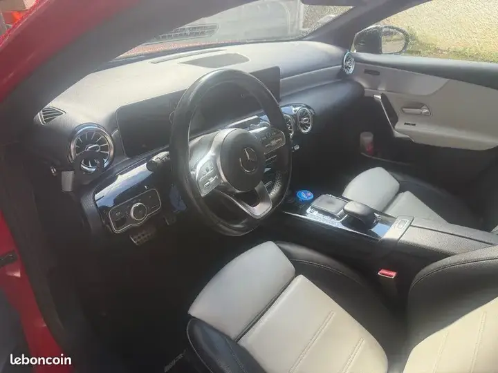 Mercedes-Benz A-Class 2018 photo 3