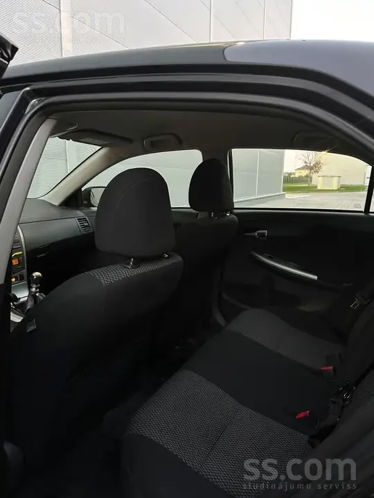 Toyota Corolla 2011 photo 5
