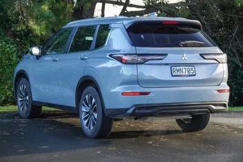Mitsubishi Outlander 2025 photo 4