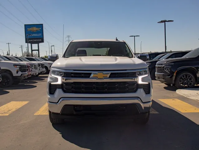 Chevrolet Silverado 1500 2025 photo 3