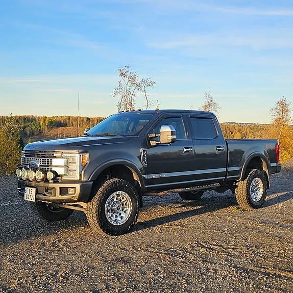 Ford F350 2017 photo 2