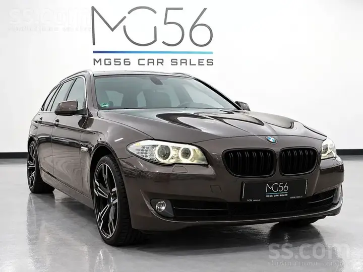 BMW 530I 2011 photo 2