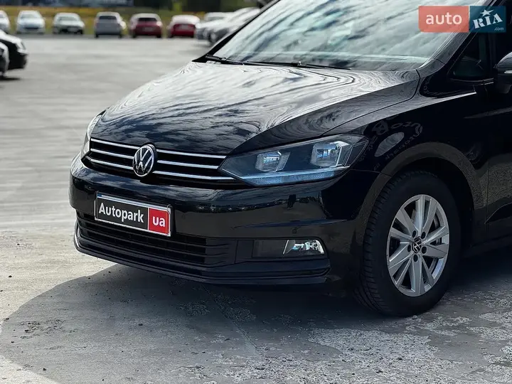 Volkswagen Touran 2020 photo 3