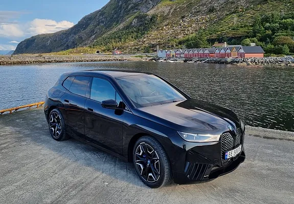 BMW Ix 2023 photo 2
