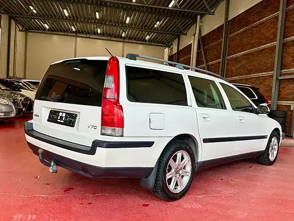 Volvo V70 2002 photo 4