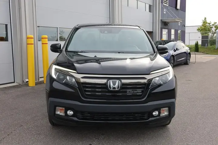 Honda Ridgeline 2018 photo 2