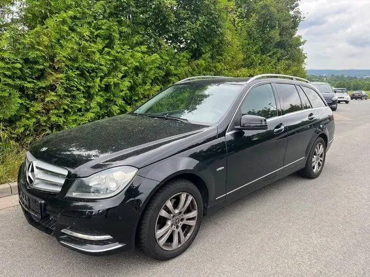 Mercedes-Benz C180